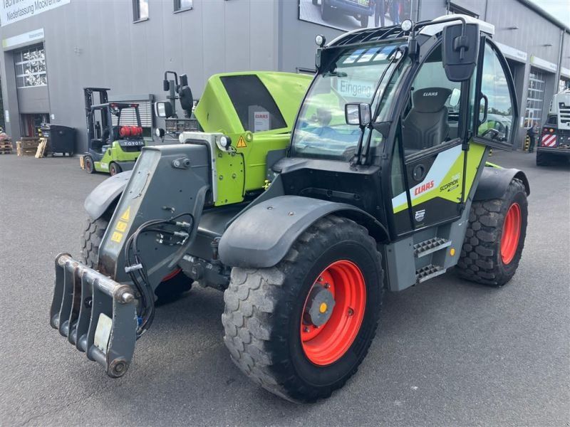Claas GEBR. SCORPION 746 VARIPOWER
