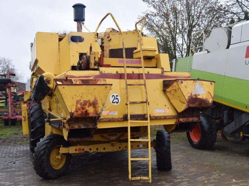 New Holland TF 42