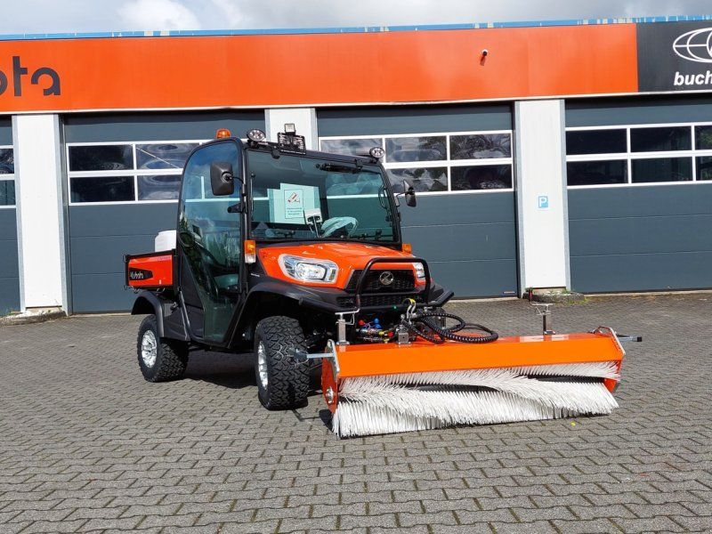 Kubota RTVX-1110