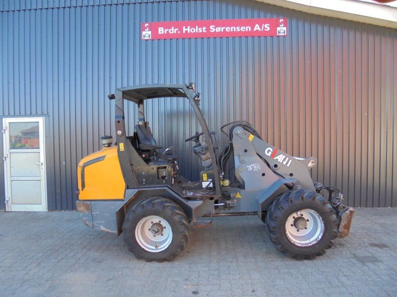 Giant 5003
