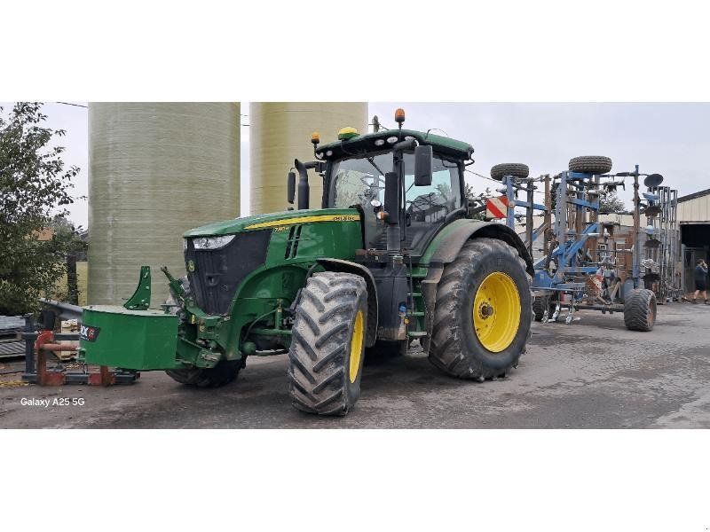 John Deere 7310R