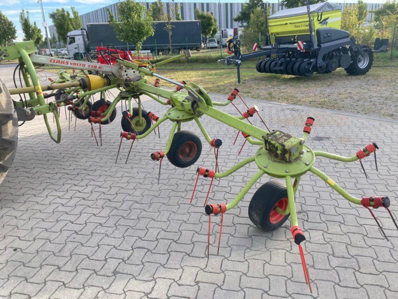 Claas Volto 770