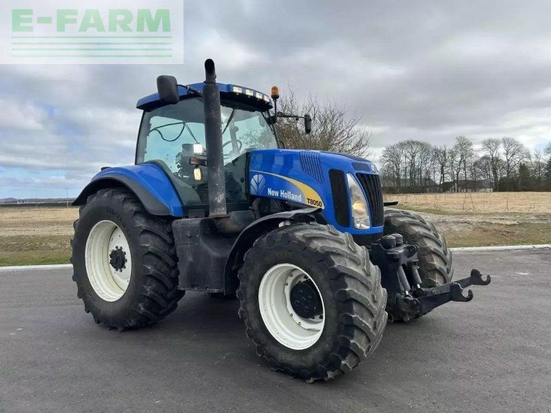 New Holland t8050