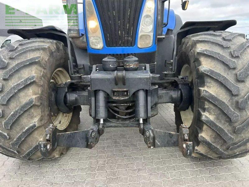 New Holland t8050