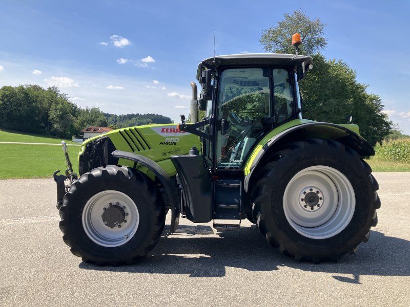 Claas Arion 650 C-MATIC CEBIS