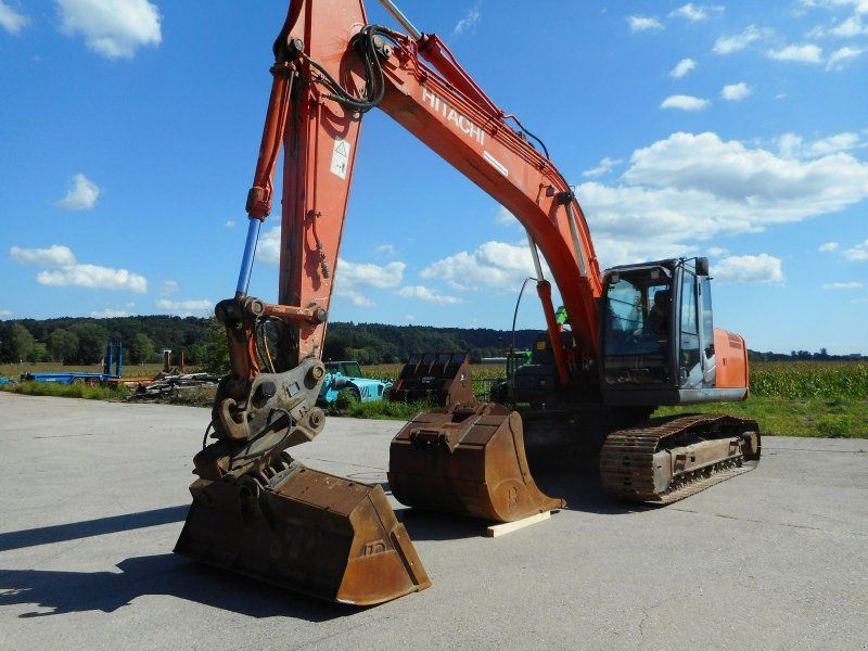Hitachi ZX210LC-3 ( 22,2t )
