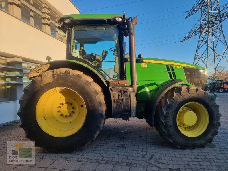 John Deere 7230R CQ mit 9L Motor