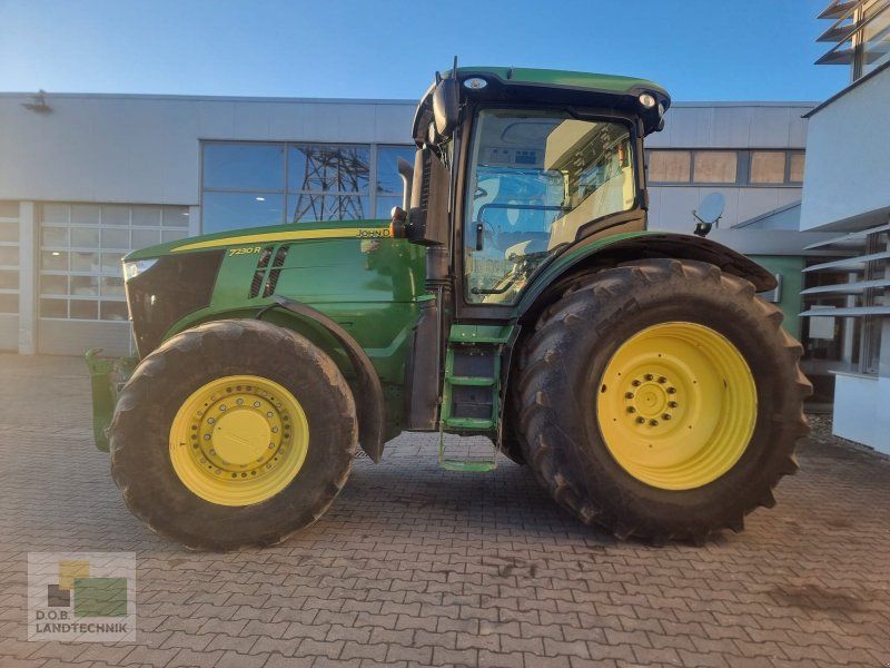 John Deere 7230R CQ mit 9L Motor