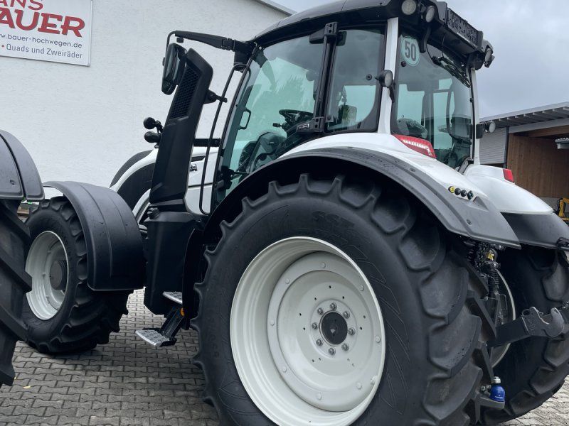 Valtra T175e Direct White Elegance