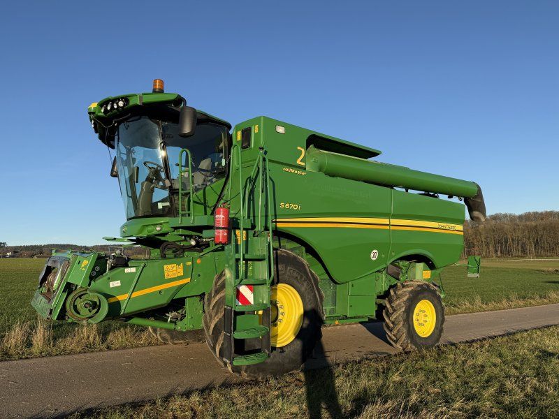 John Deere S670i Hillmaster
