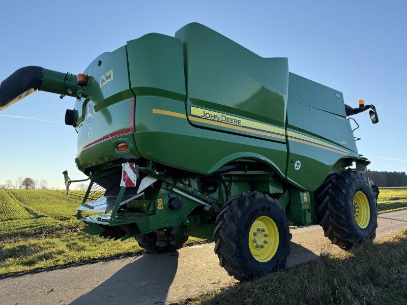 John Deere S670i Hillmaster