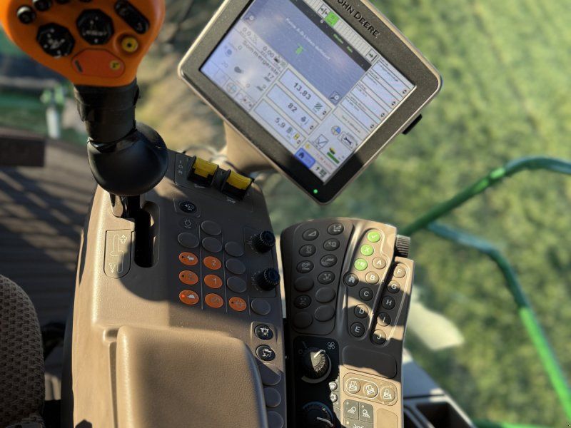 John Deere S670i Hillmaster