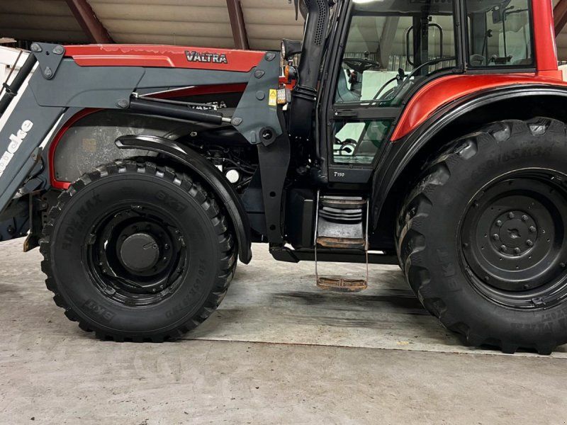 Valtra T190