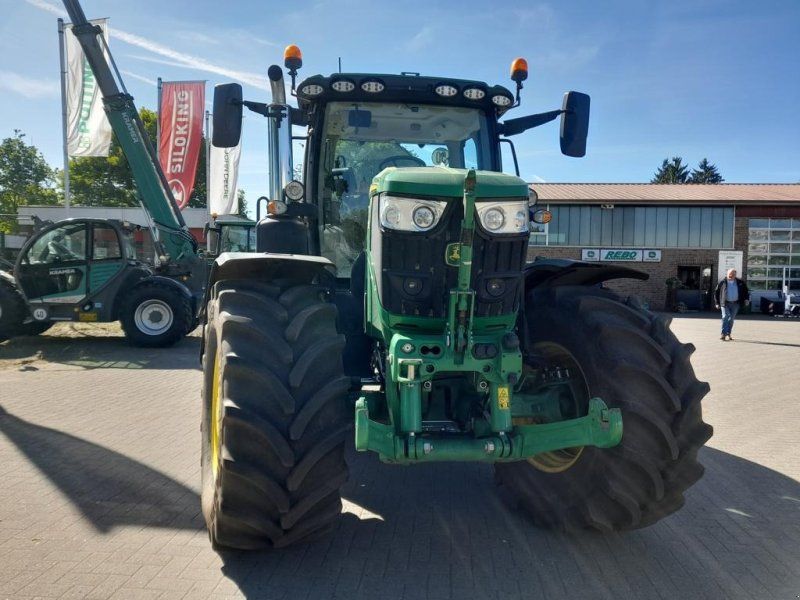 John Deere 6R185