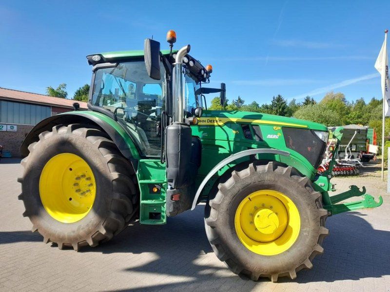 John Deere 6R185