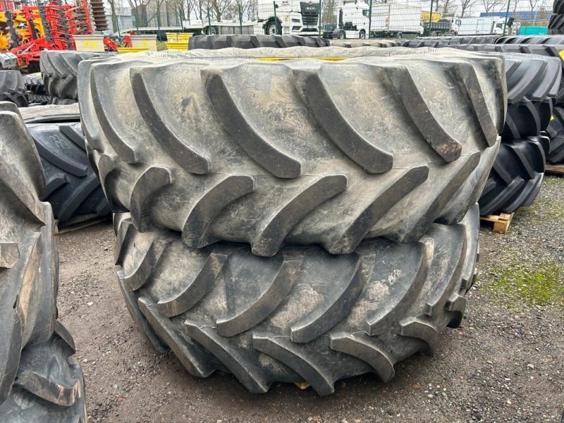 600/70R28 + 650/85R38 Kompletträder