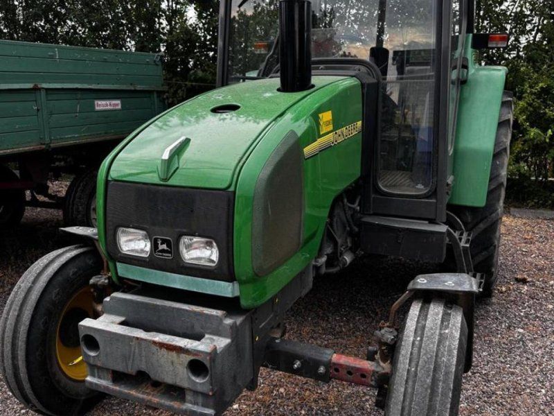 John Deere 3100