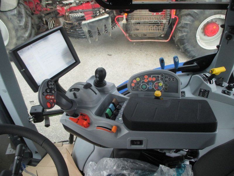 New Holland T5.130 AC (Stage V)