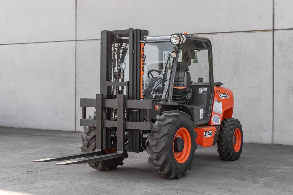 Ausa C 251 H x4