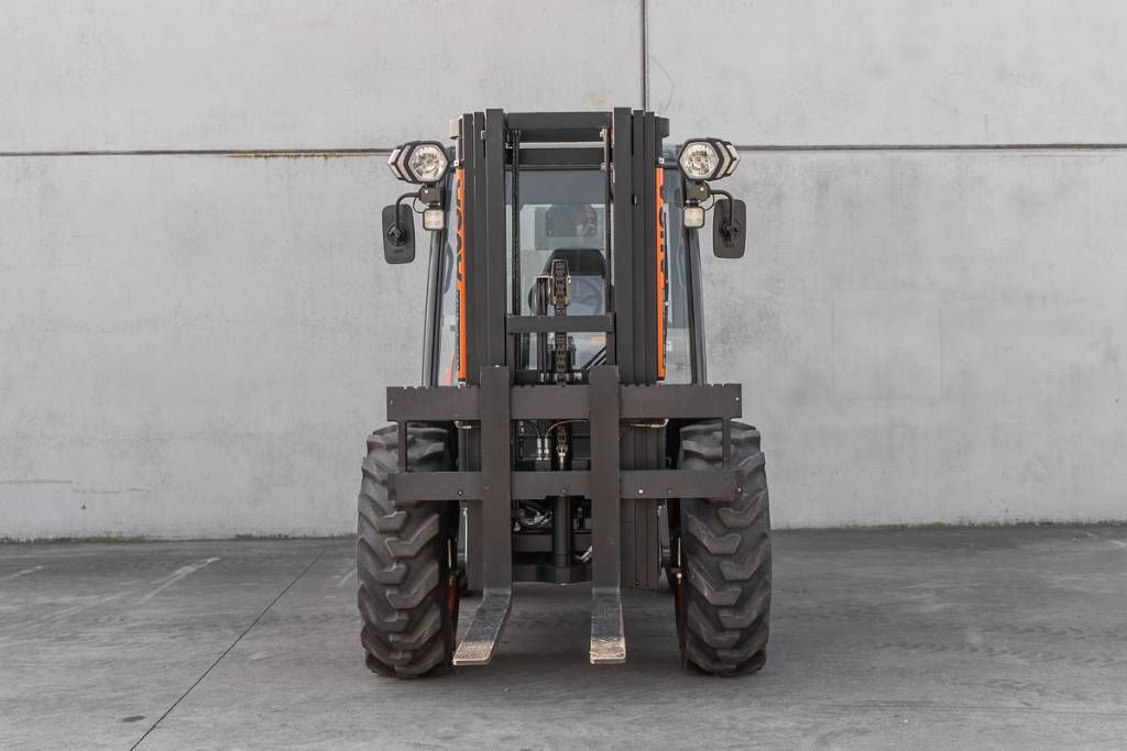 Ausa C 251 H x4