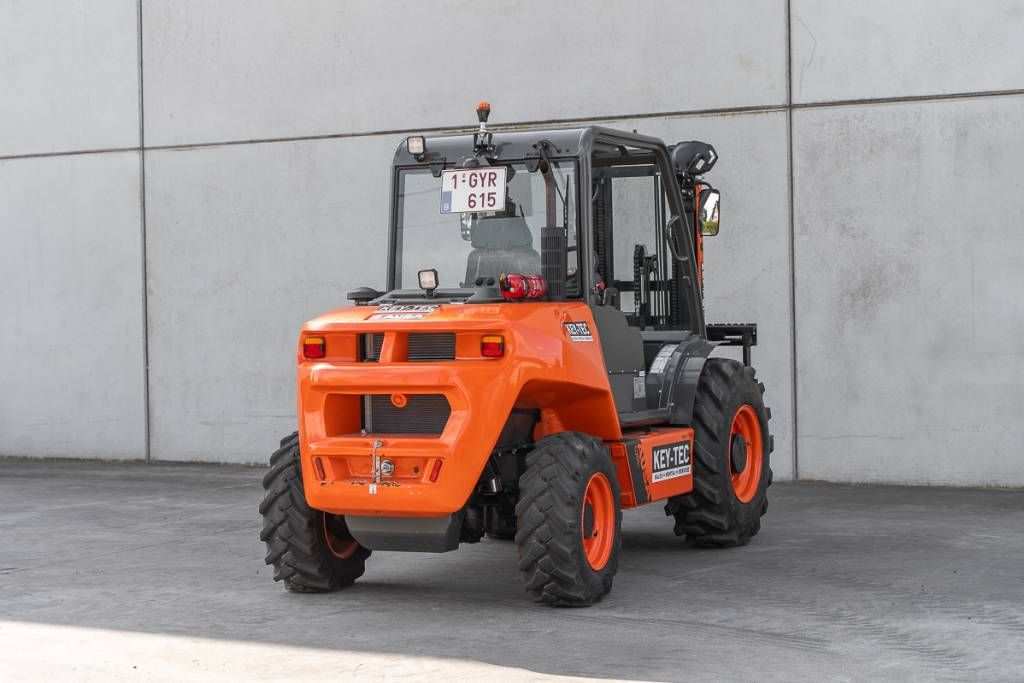 Ausa C 251 H x4