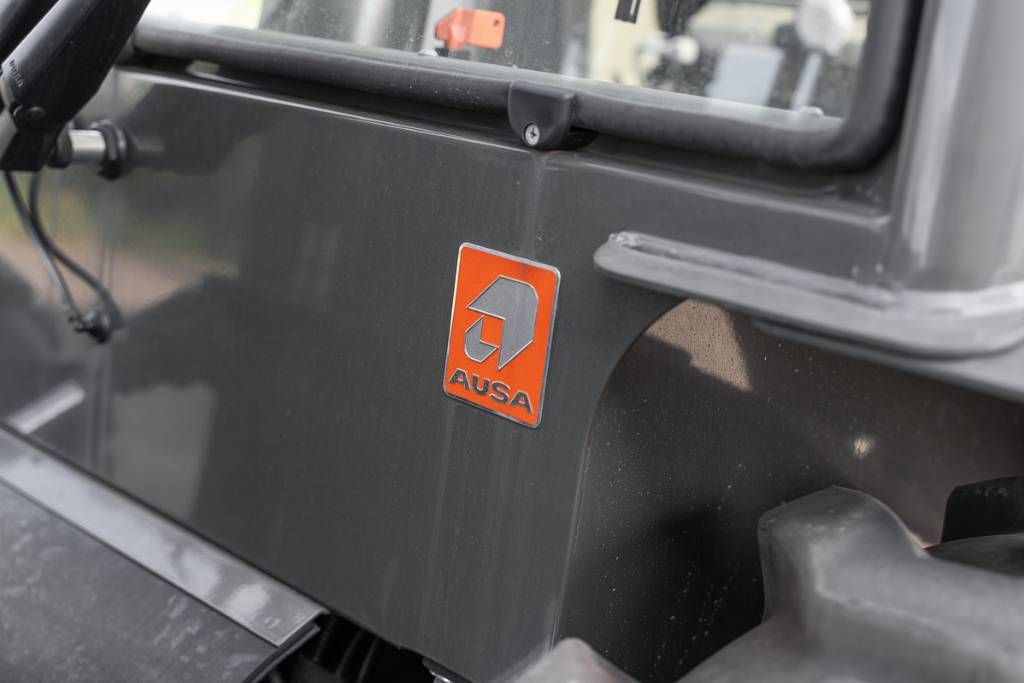 Ausa C 251 H x4
