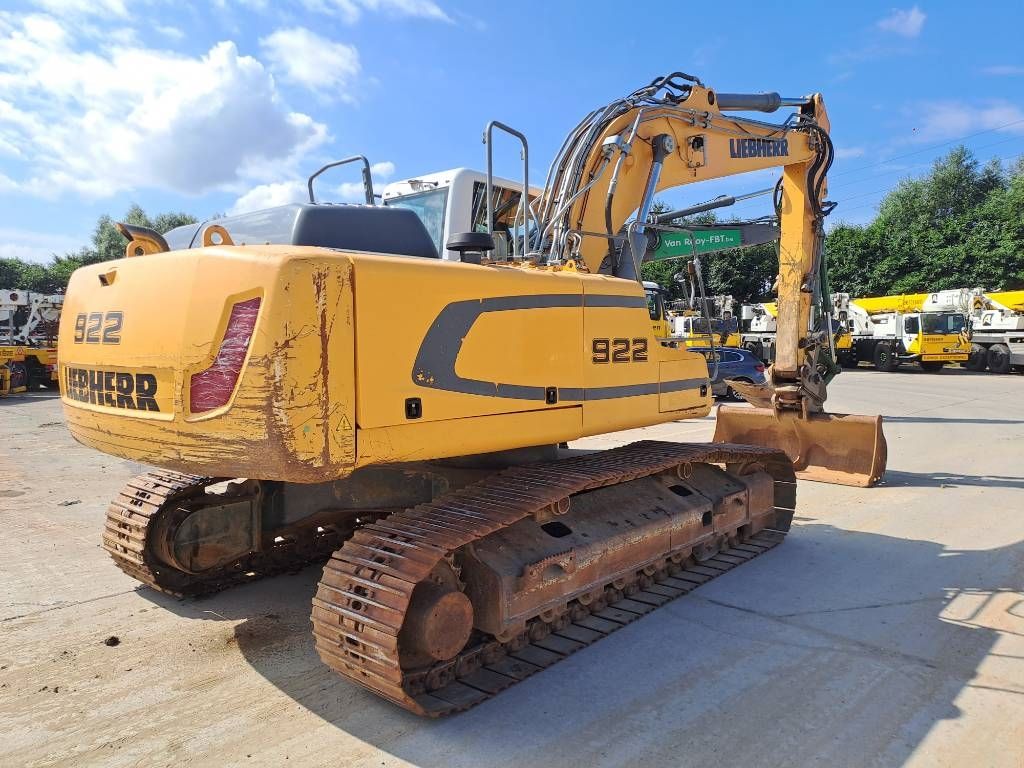 Liebherr R 922 LC