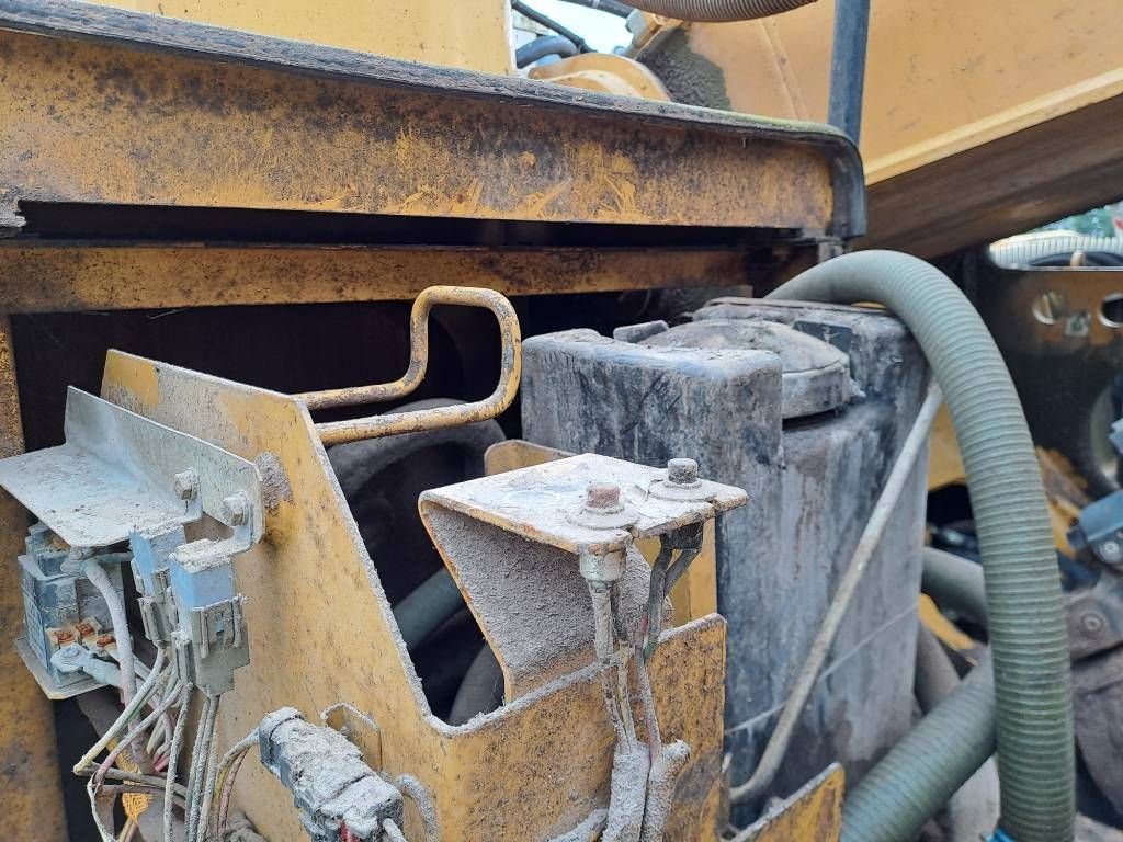 CAT 330DL UHD