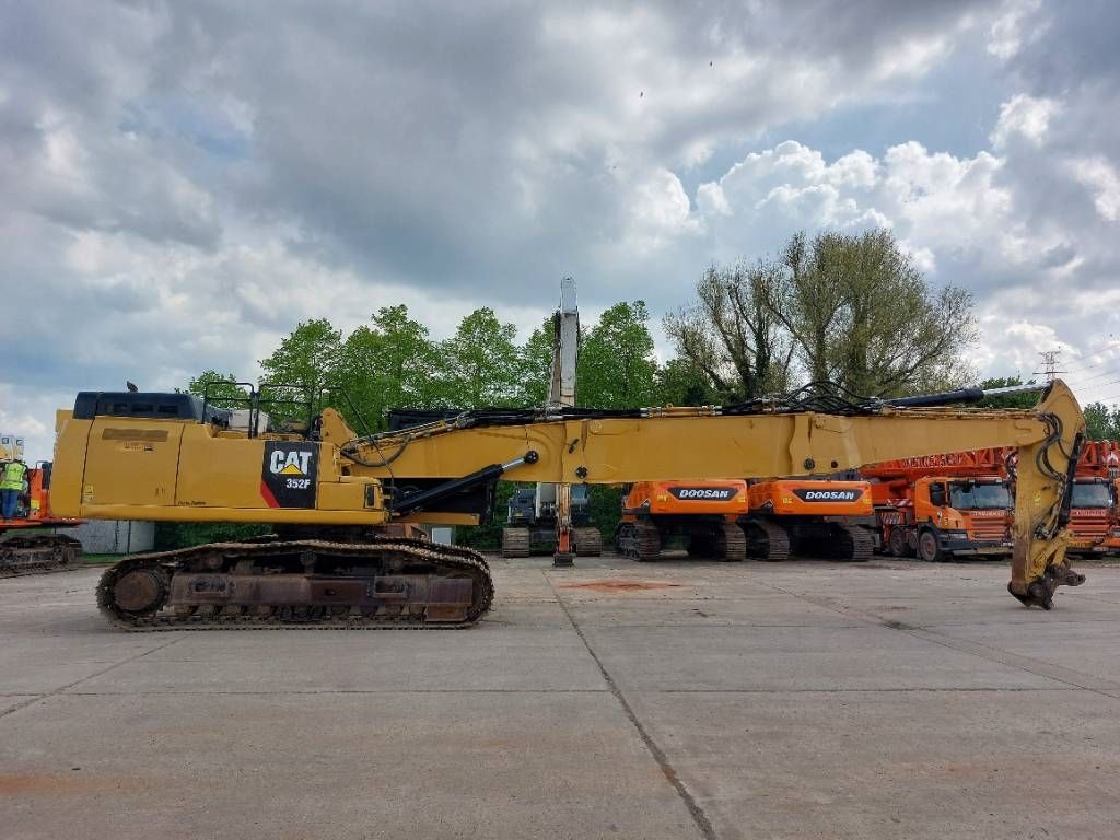 CAT 352FL XE MHD (17m demoliton)