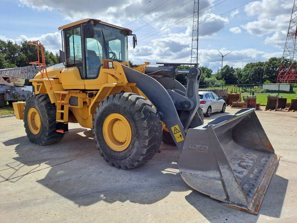 Volvo L 105