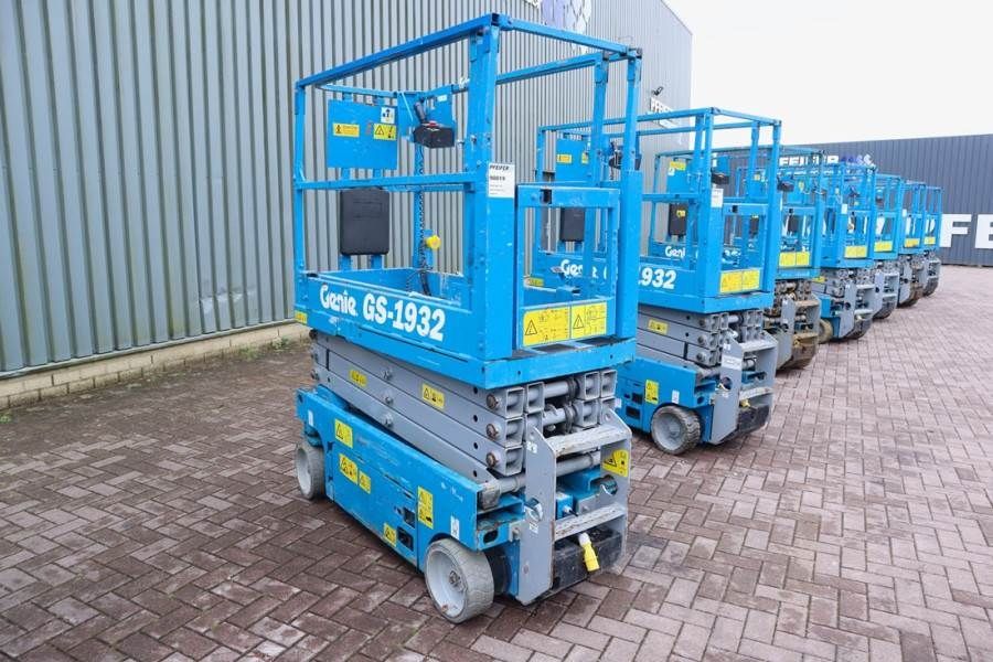 Genie GS1932 Electric, Working Height 7.8 m, 227kg Capac