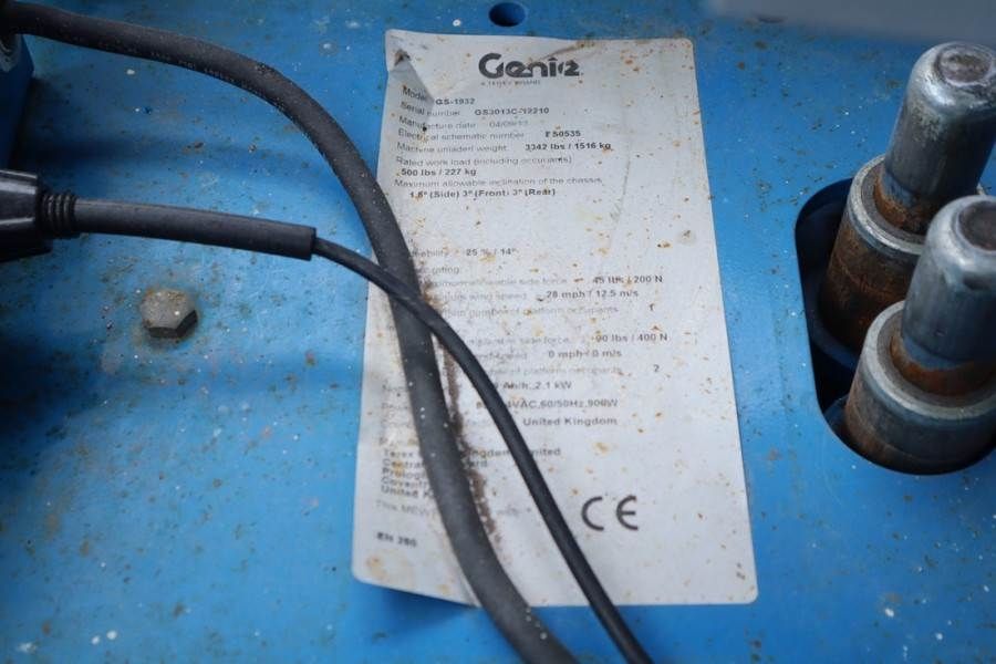 Genie GS1932 Electric, Working Height 7.8 m, 227kg Capac