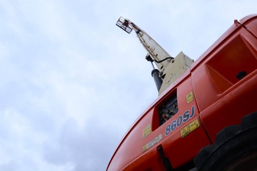 JLG 860SJ Diesel, 4x4 Drive, 28.2m Working Height, 22.