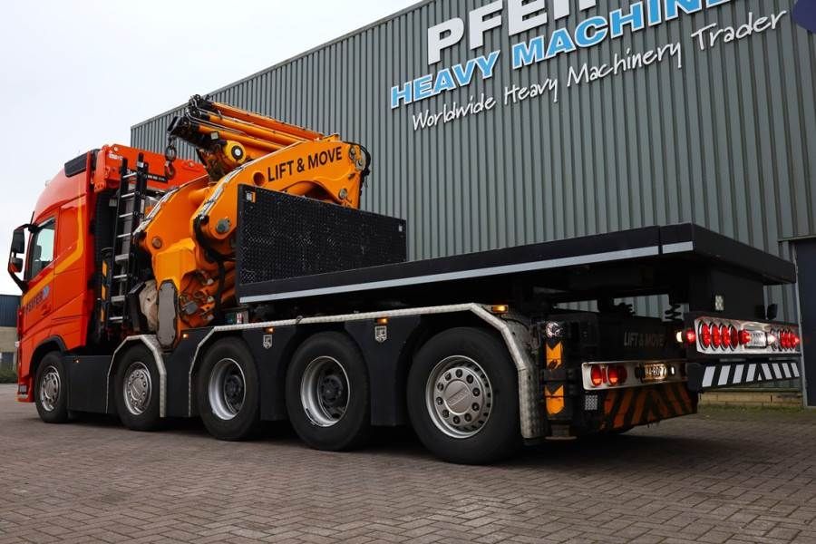 Volvo FH12 With Cormach 135tm Crane Volvo FH12 10x4 With