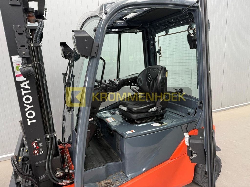 Toyota 8FBM20T KH9484