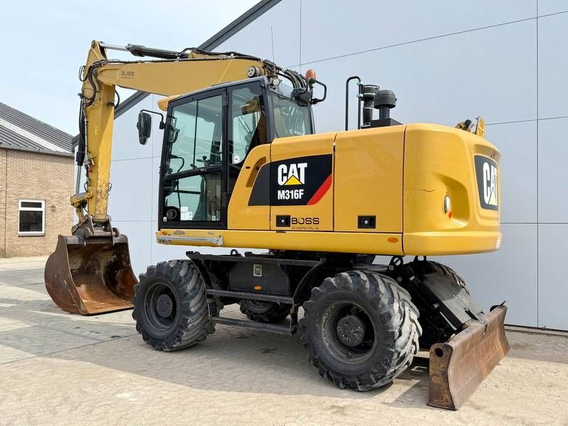 CAT M316F