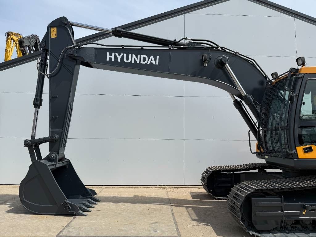 Hyundai R215L Smart Plus *2025 Model* - New / Unused