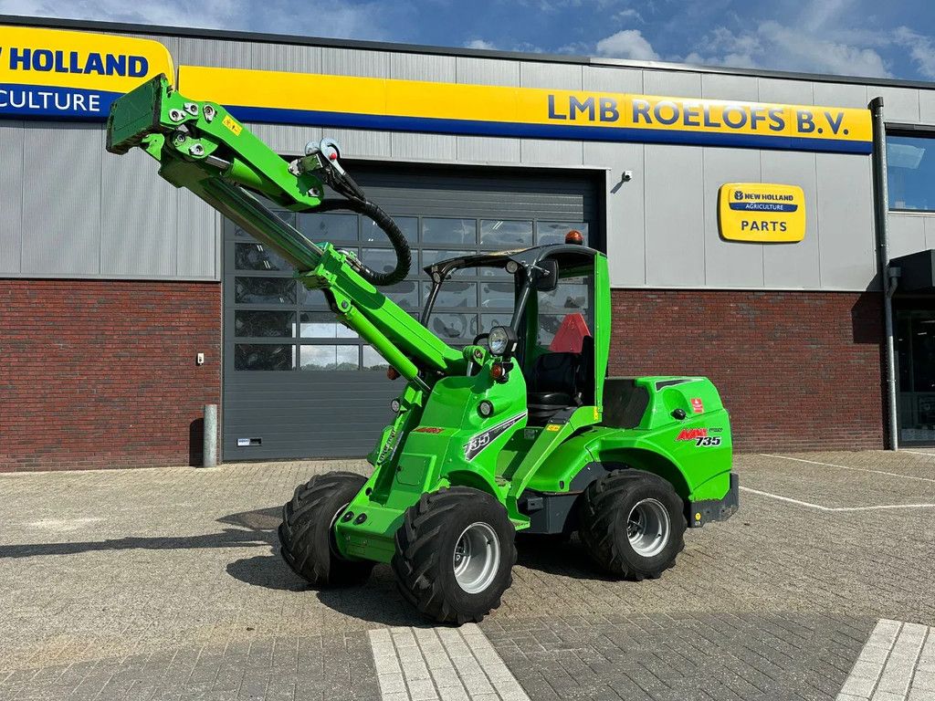 Avant 735