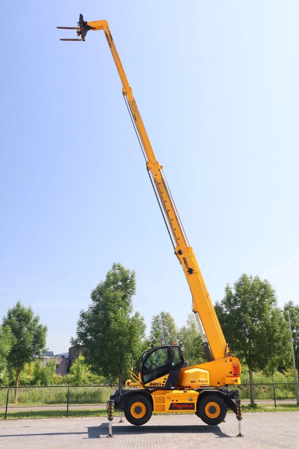 Dieci PEGASUS 50.21 | FORKS | HOOK BLOCK | GOOD CONDITION