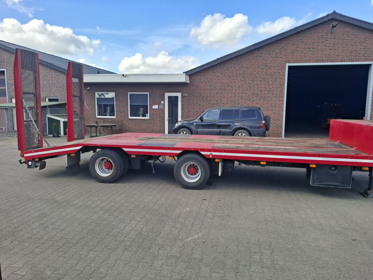 Schwarzmuller oplegger semi dieplader