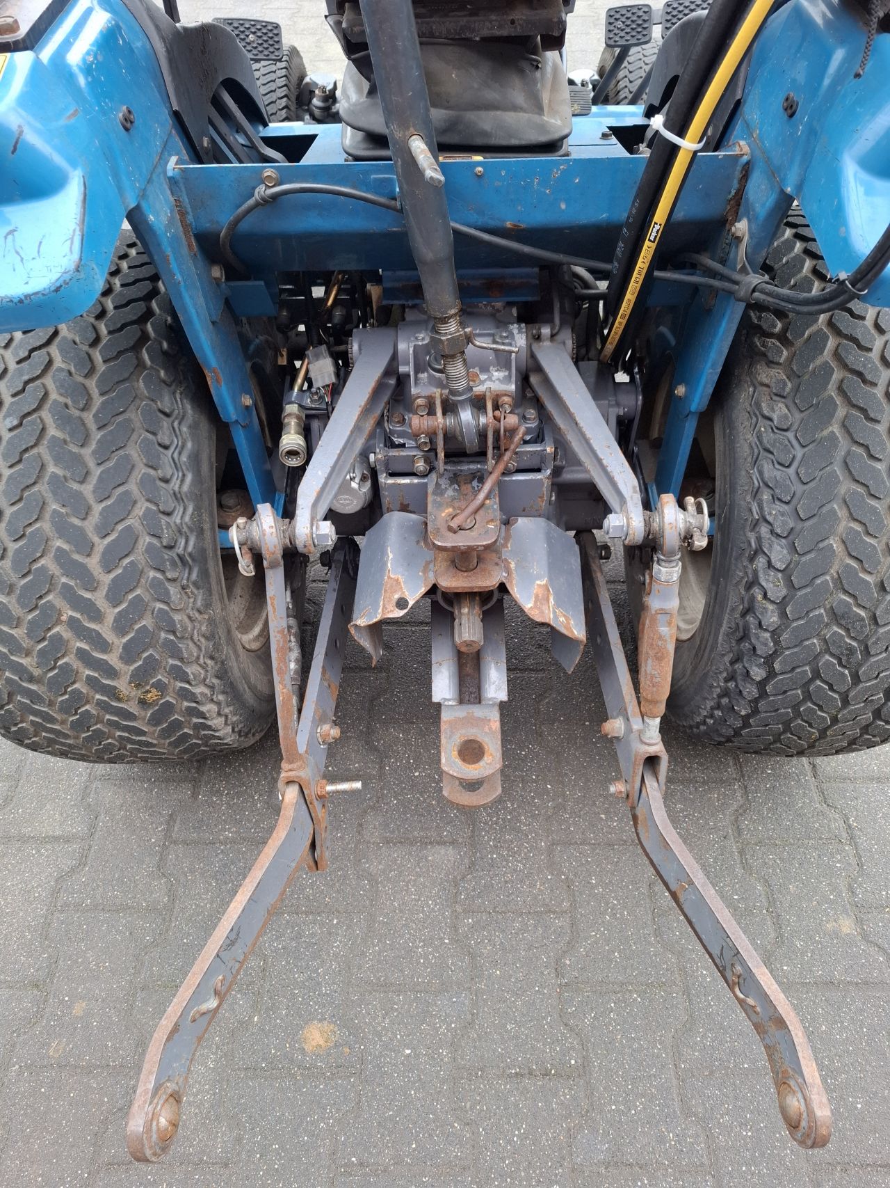 New Holland tc21d