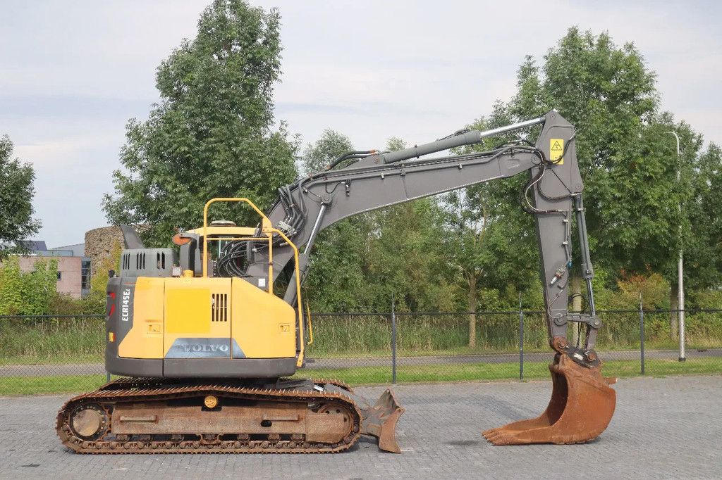 Volvo ECR 145 EL | ECR145 | QUICK COUPLER | BUCKET | GOOD UNDERCARRIAGE
