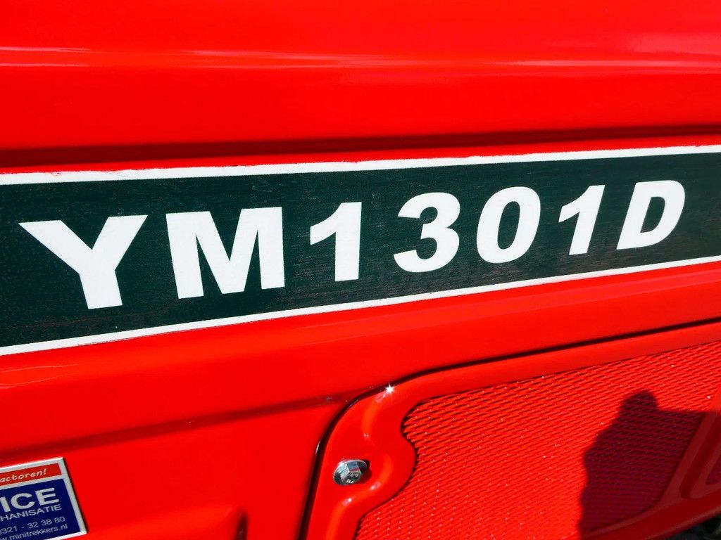 Yanmar YM1301 4wd / 224 Draaiuren / Gazonbanden