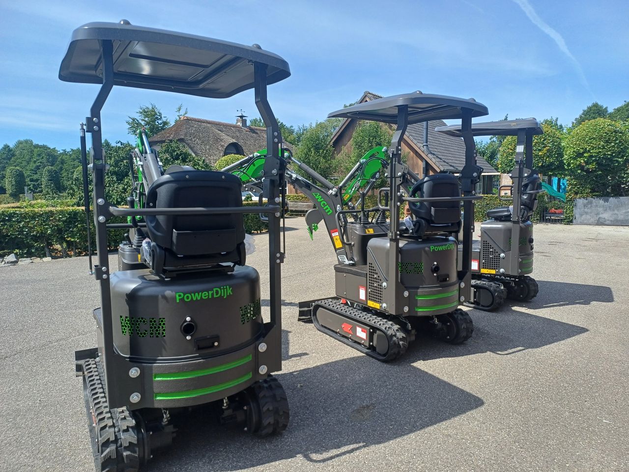 Nieuwe minigraver WCM CTX8010 uit voorraad leverbaar