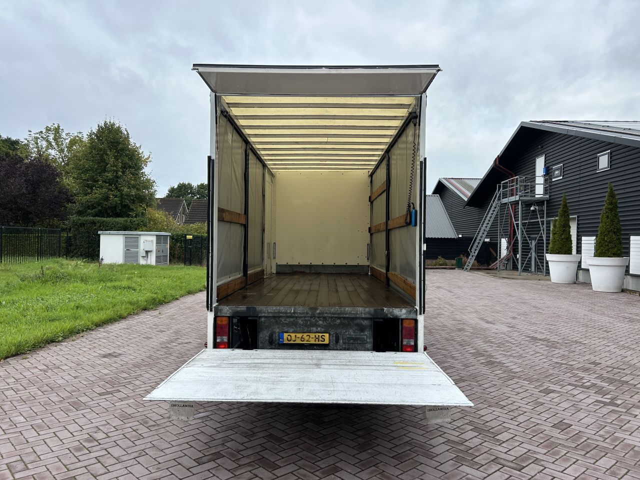Be oplegger 7.5 ton schuifzeilen en 1500 kg laadklep