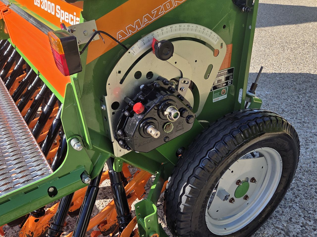 Amazone D9 3000 Special Pijpen-zaaimachine