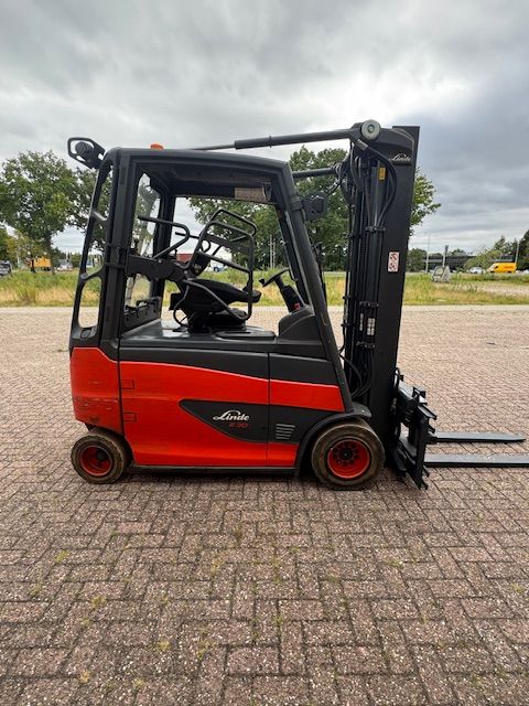 Linde E30HL-01/600 (2016) elektrische heftruck vorkenversteller