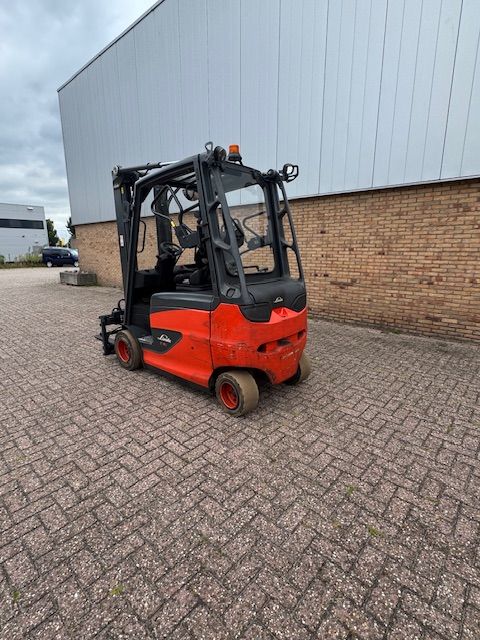 Linde E30HL-01/600 (2016) elektrische heftruck vorkenversteller