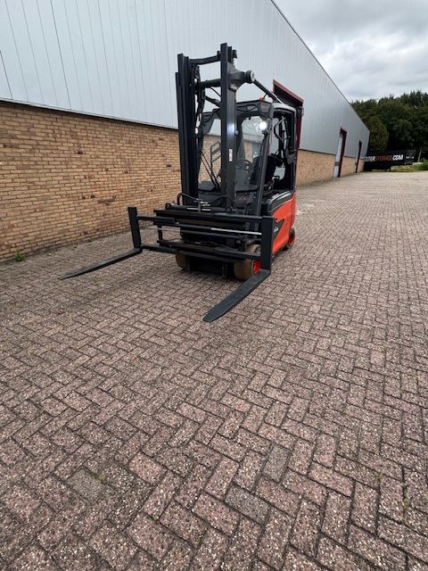 Linde E30HL-01/600 (2016) elektrische heftruck vorkenversteller