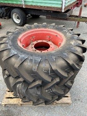Set Michelin 16.9 R28